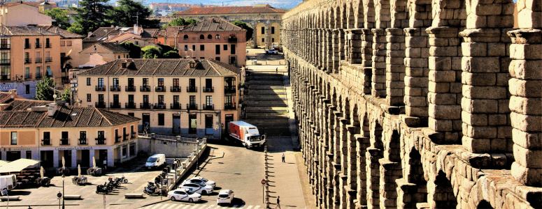 destinos para visitar en Castilla y León en el Pilar